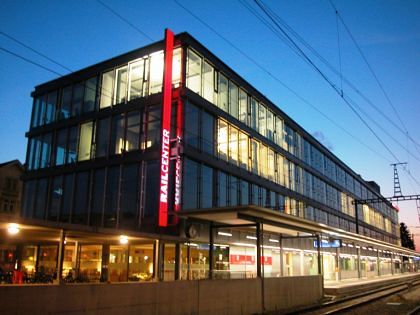 Railcenter - Nord-Ostfassade by Night